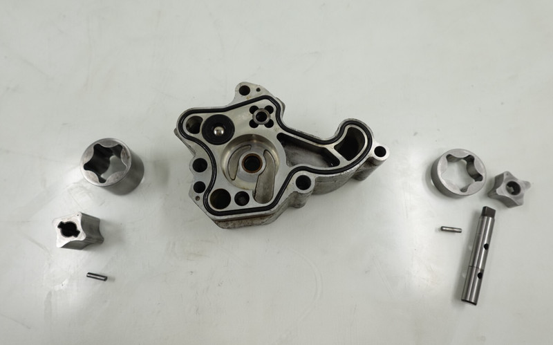 GOOD USED 2007 Yamaha VX Cruiser 1100 OEM Oil Pump 6D3-13300-01-00