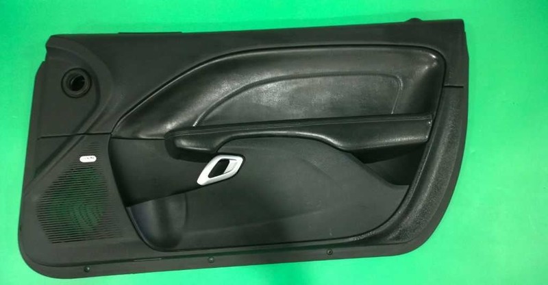 16-18 CHALLENGER PASSENGER RIGHT INTERIOR DOOR PANEL OEM 3080-327