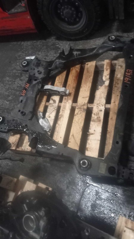 2019 Ford Flex Frame Crossmember OEM DA8Z5C145C Black FWD 3.5L 86000 Miles