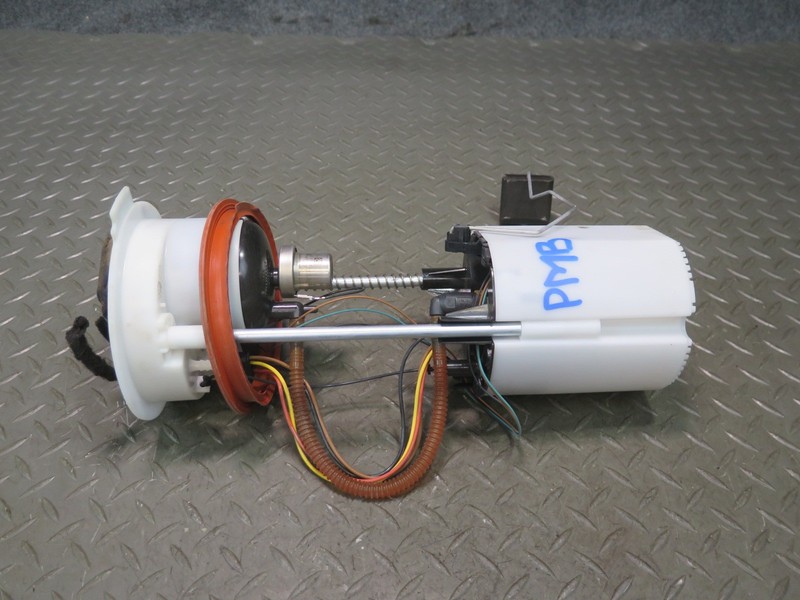 2015-2018 PORSCHE MACAN FUEL PUMP LEVEL SENSOR ASSEMBLY