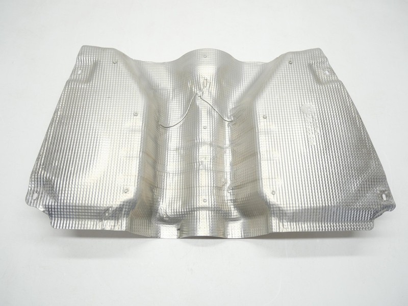 2020 Alfa Romeo Stelvio 2.0L AWD Lower Rear Fuel Tank Heat Shield Cover Trim OEM