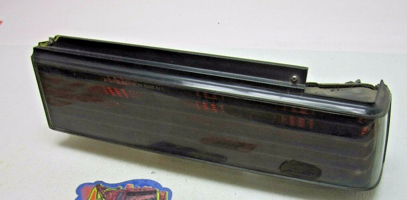 TAILLIGHT TAIL LIGHT LAMP BRAKE RIGHT PASSENGER SIDE REAR for BUICK SKYHAWK 82-9