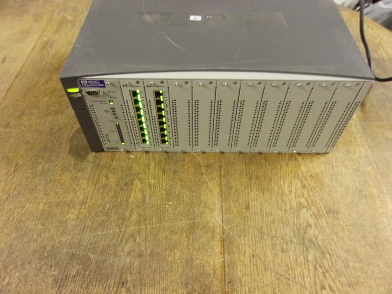 HP Hewlett Packard ProCurve Switch 4000M J4121A *FREE SHIPPING*