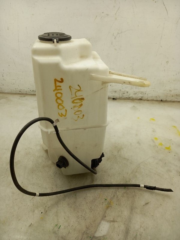 07-19 TOYOTA TUNDRA SR5 WINDSHIELD WASH RESERVOIR