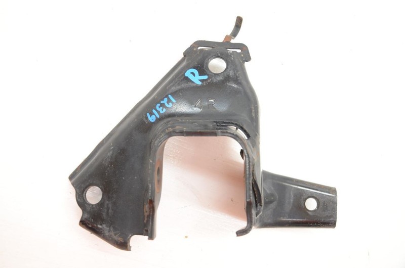 06-08 Mazda Speed6 2.3L Passenger Right Rear Coil Mount Bracket