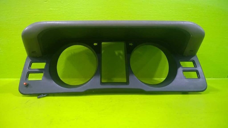 96 97 98 99 00 MITSUBISHI MONTERO SPEEDOMETER CLUSTER BEZEL OEM 2630-36