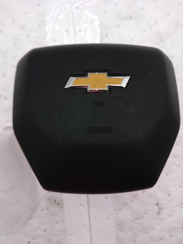 2020 Chevrolet Blazer Steering Wheel Air Bag - Used, White, 100k Miles