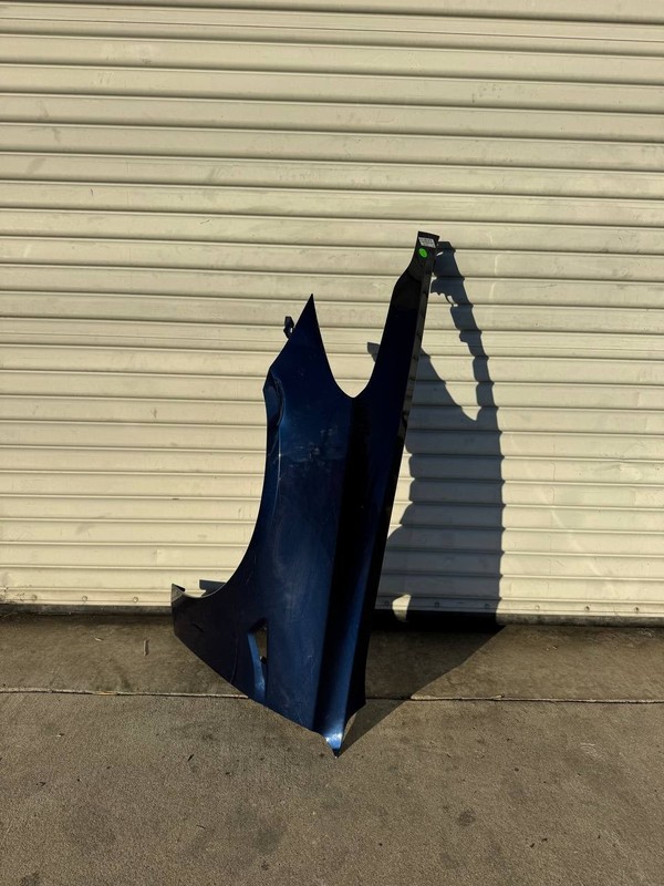✅2017-2023 Tesla Model 3 Front Left Side Fender Blue /bend