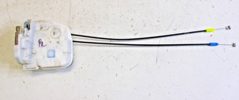 2019 19 2017 17 2018 18 MITSUBISHI OUTLANDER SPORT DOOR LATCH REAR LEFT