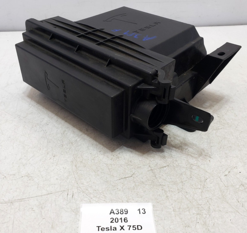 ✅ 16-20 OEM Tesla Model X Front Body Comfort Control Module Enclosure Box BCM