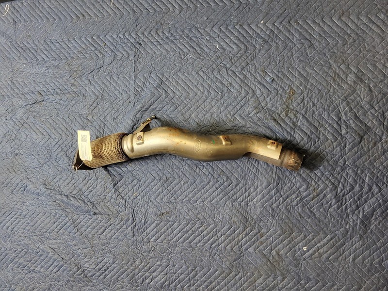 Used Oem Land Rover Front Exhaust Intermediate Pipe 2018-2020 Range Rover Evoque