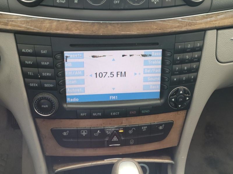 2005-2008 Mercedes E-Class CL-Class W211 W219 AM FM CD NAV Radio 2118203097