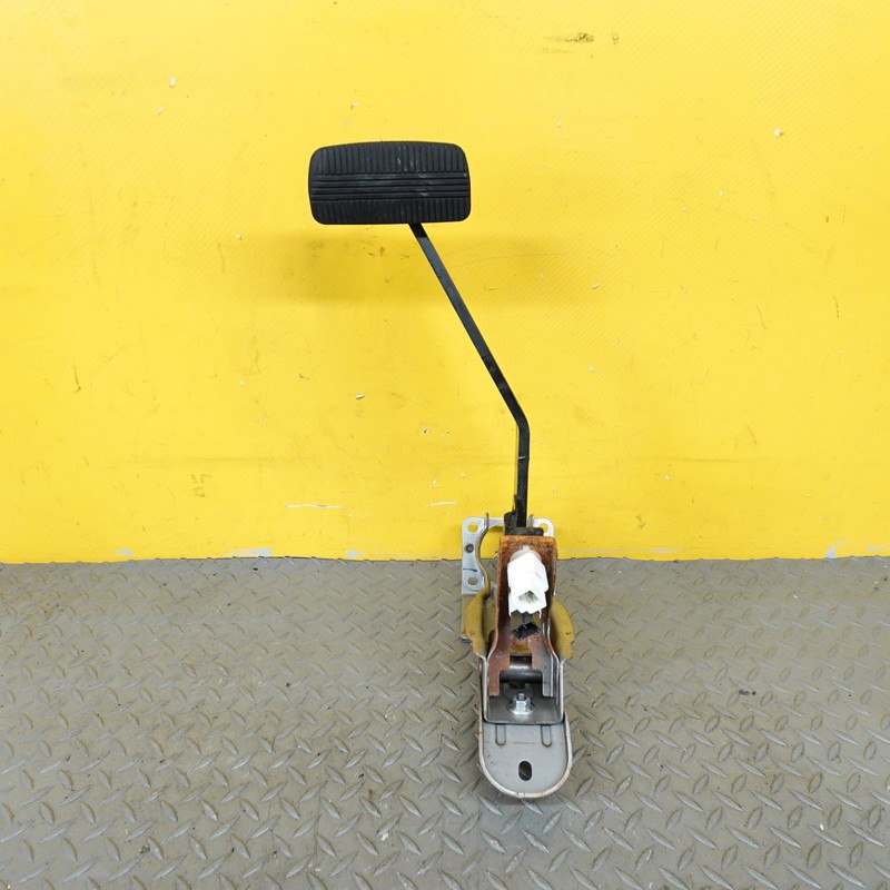 2022-2024 NISSAN FRONTIER BRAKE STOP PEDAL ASSEMBLY-BRAKE W/ SENSOR OEM