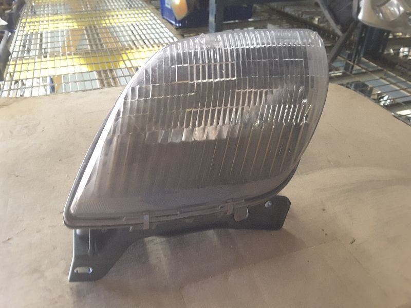 95 96 97 98 99 00 01 02 SUNFIRE L. HEADLIGHT 131884