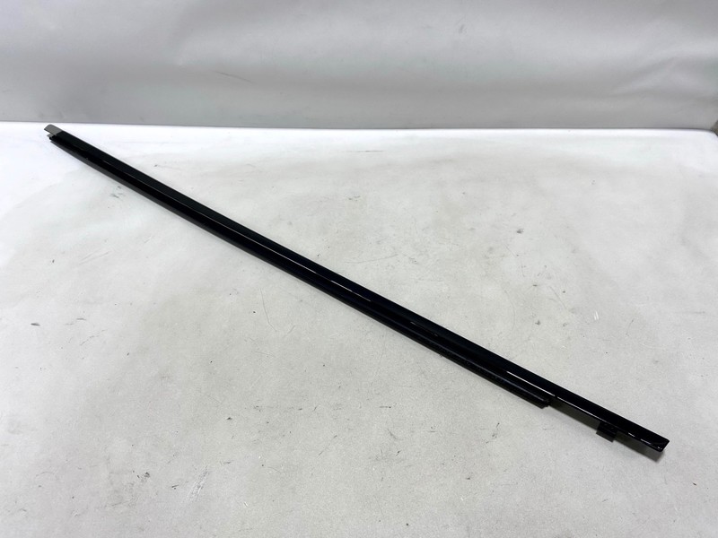 14-24 INFINITI Q50 REAR LEFT LH DOOR WINDOW OUTER BELT WEATHERSTRIP SEAL OEM