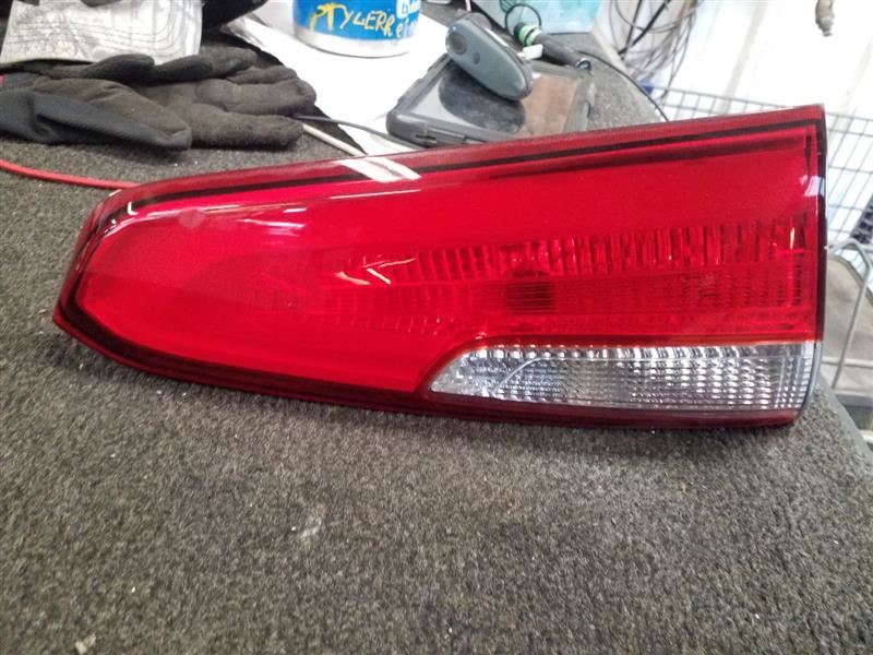 Driver Tail Light Incandescent Sedan Lid Mounted Fits 14-16 FORTE 2900295