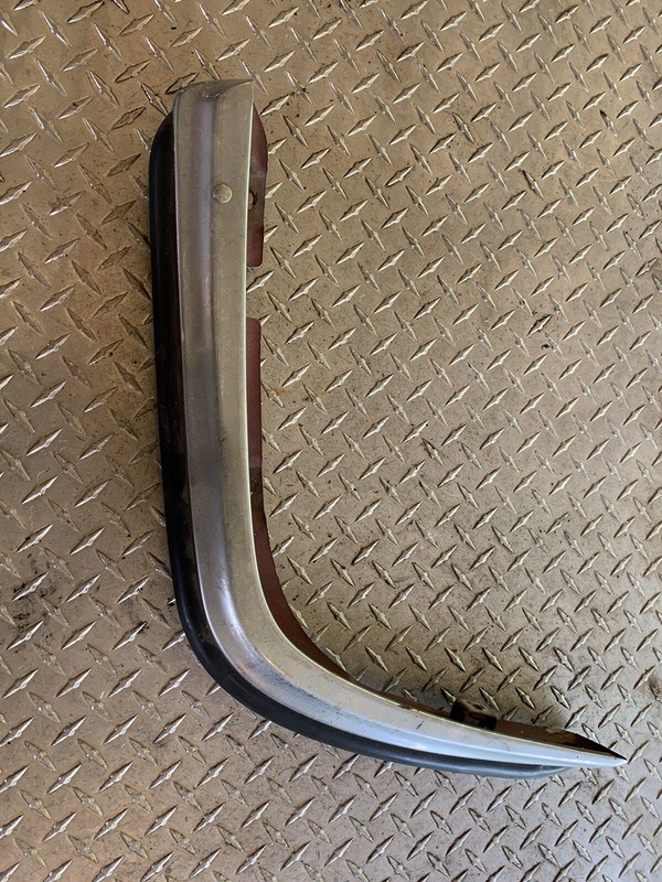 73-80 Mercedes Benz W116 280 450 SEL 300 SD Left Side Front Upper Bumper Chrome