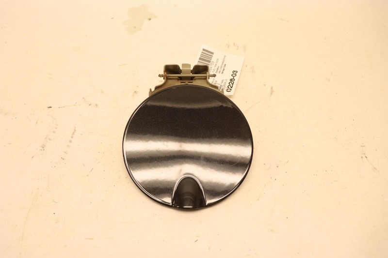 2014-2018 DODGE RAM 1500 3.0L DIESEL FUEL TANK FILLER DOOR LID COVER OEM