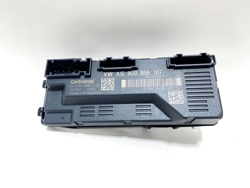 15-18 AUDI Q3 POWER TAILGATE LIFTGATE BACK DOOR COMPUTER CONTROL MODULE OEM