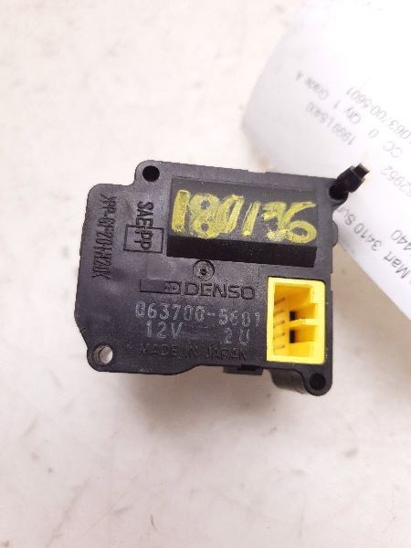 98 99 00 Lexus LS400 AC Damper Motor 063700-5601