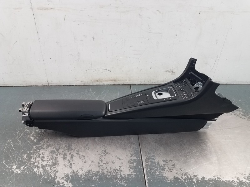 2016 Porsche 911 Turbo S 991 Center Console / Armrest / Controls #6242 LL7