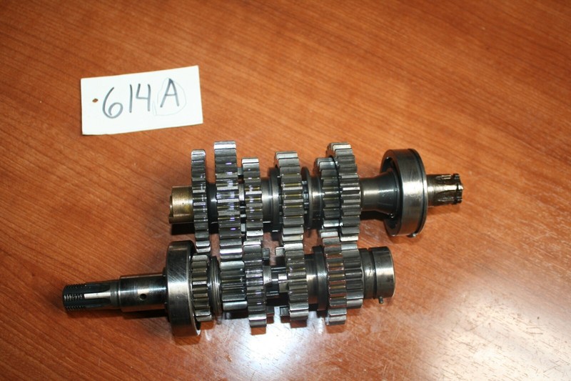 1975 Suzuki GT 185 Transmission Gears Cluster Mainshaft Countershaft OEM 75 G