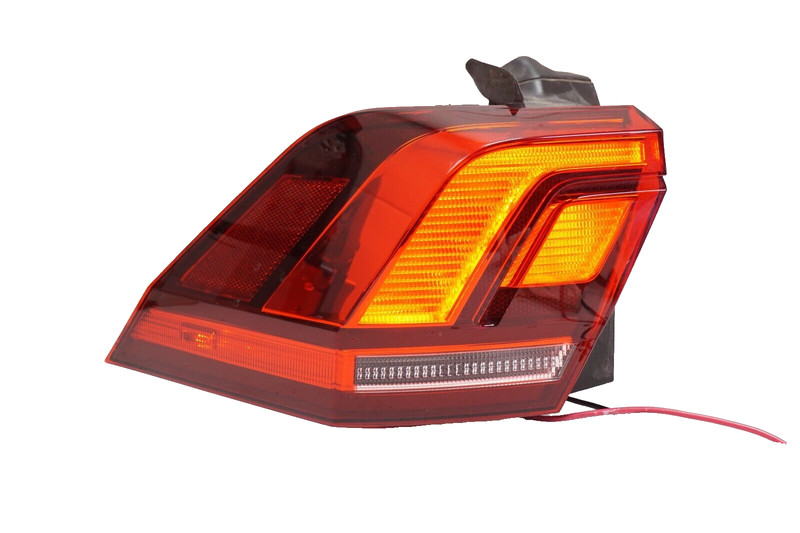 VOLKSWAGEN TIGUAN Left LH Tail Lamp Tail Light LED OEM 2018 - 2023
