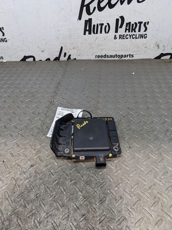 Camera/Projector Radar Unit Blind Spot Alert Fits 13-18 AVALON 1181237