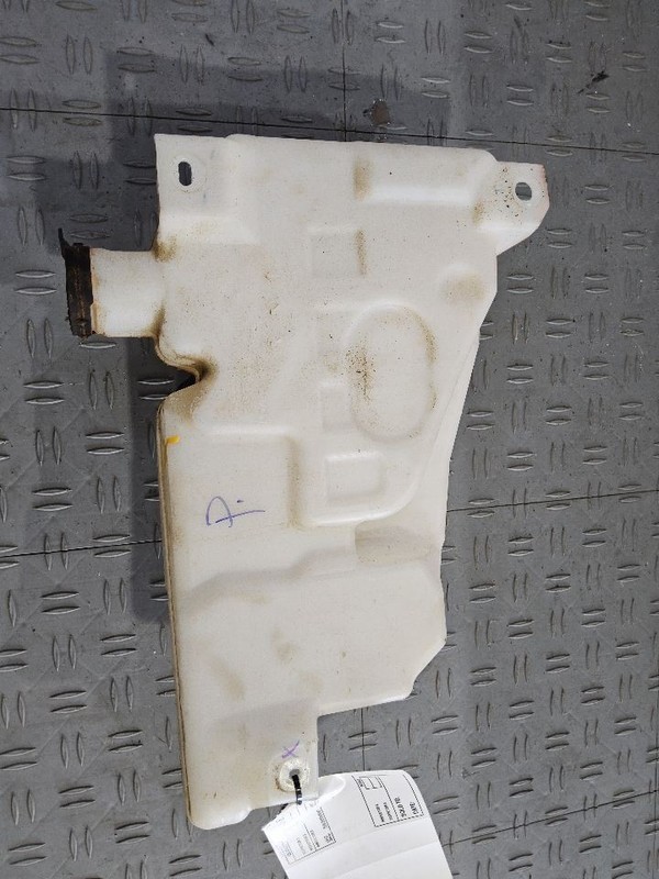 Wash Reservoir Classic Style Limited Fits 19-22 SIERRA 1500 PICKUP 3474196
