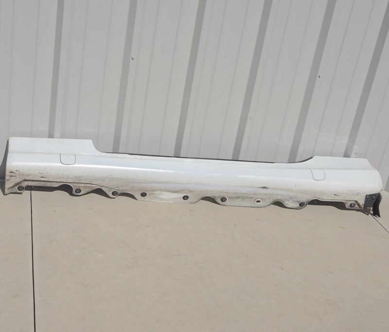 2003-2008 Mercedes R230 SL500 SL550 Left Driver Side Rocker Panel Molding OEM