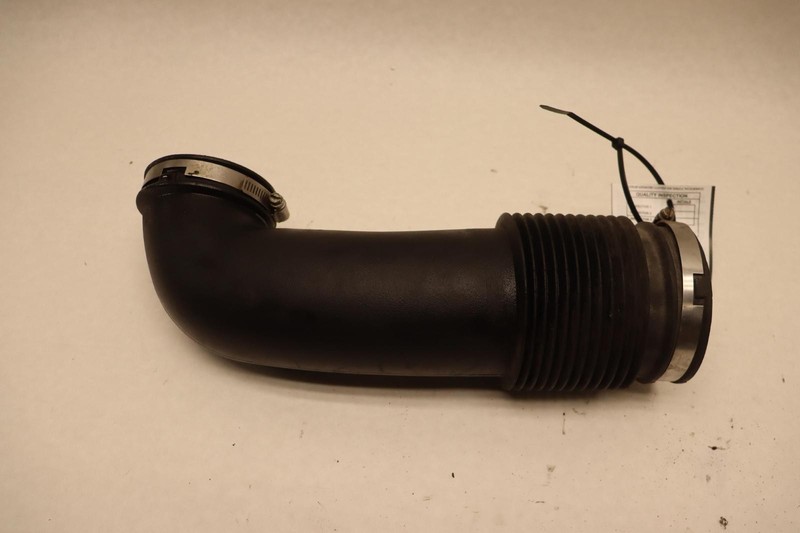2005-2006 CADILLAC STS 4.65L ENGINE AIR CLEANER INTAKE TUBE RESONATOR OEM