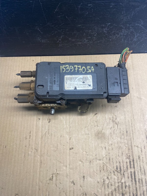 2004 2007 Ford E250 E350 Econoline Anti-Lock ABS Antilock Brake Pump AC0928DG