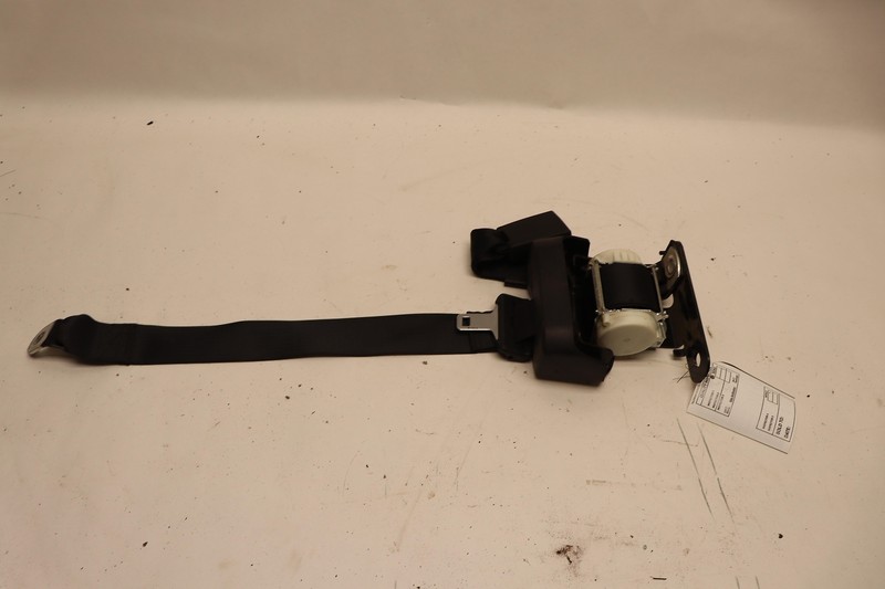 2013-2020 DODGE RAM 1500 REAR CENTER MIDDLE SEAT BELT BLACK OEM
