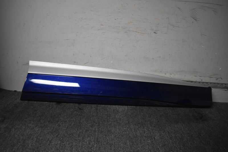 2022-2023 AUDI Q4 E-TRON PREMIUM DOOR MOLDING RIGHT FACTORY OEM