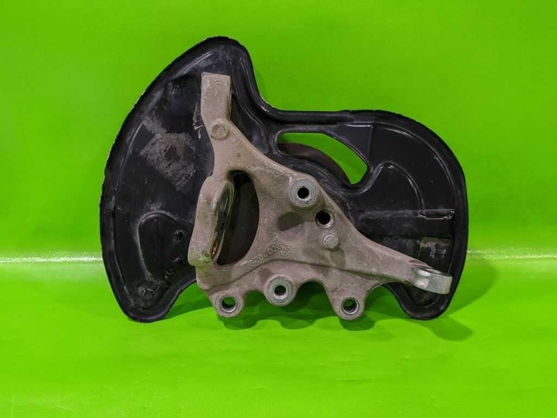 06-14 C350 CPE RWD PASSENGER RIGHT FRONT KNUCKLE SPINDLE OEM 3991-139