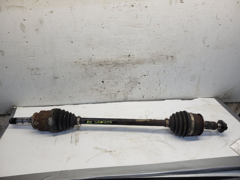 Passenger Right Axle Shaft Rear Axle Fits 12-16 SRX 1673113