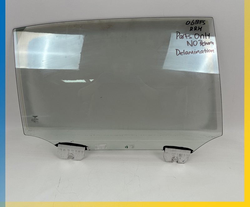 06-12 BENTLEY Flying Spur REAR RIGHT PASSENGER SIDE DOOR WINDOW GLASS OEM