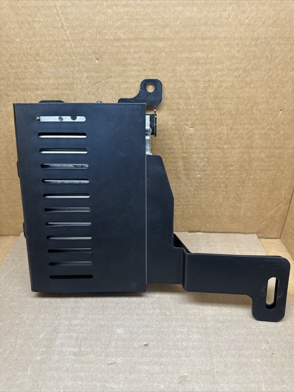 2011-2014 Hyundai Veloster Radio Amplifier Amp Mobis 963702V201