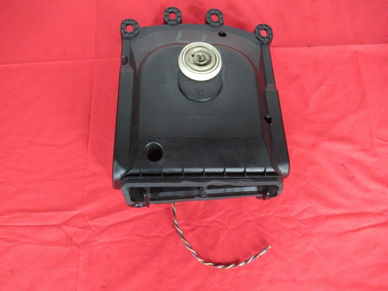 BMW E60 FRONT RIGHT UNDER SEAT SUP WOOFER SPEAKER LOGIC 7 65136919358 OEM