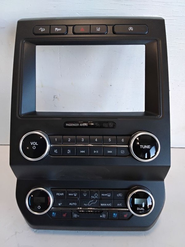 2020-2021 EXPEDITION Radio Control Panel w/Heated and Cooled Seats and Dual Zone