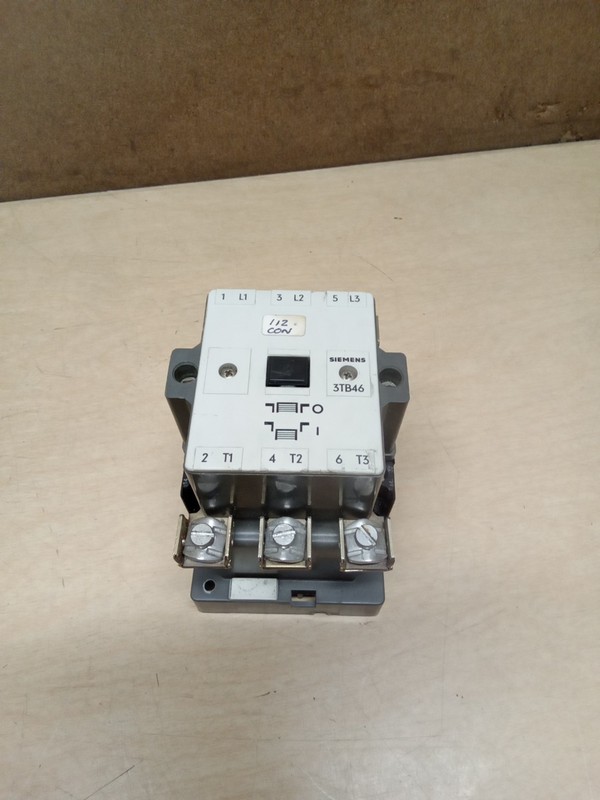 Siemens 3TB46 17-0A Contactor