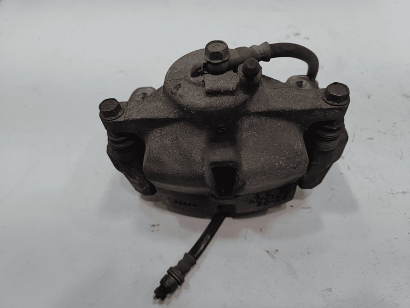 2019-2024 TOYOTA CAMRY FRONT LEFT DRIVER SIDE BRAKE CALIPER OEM