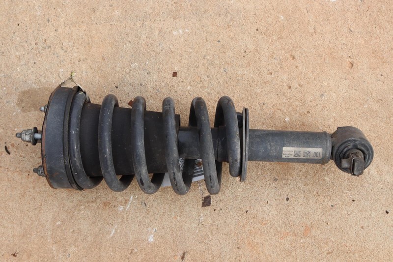 2007-2014 GMC YUKON XL 1500 4X4 FRONT LEFT DRIVER SIDE SHOCK STRUT ABSORBER OEM