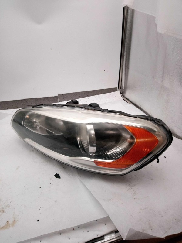 2015 VOLVO XC60 Left Headlight Assembly Silver Used 524536 149K Miles