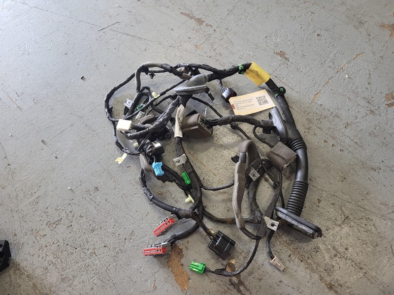 Used Oem Land Rover Right Front Door Wiring Harness 2019 Range Rover Evoque