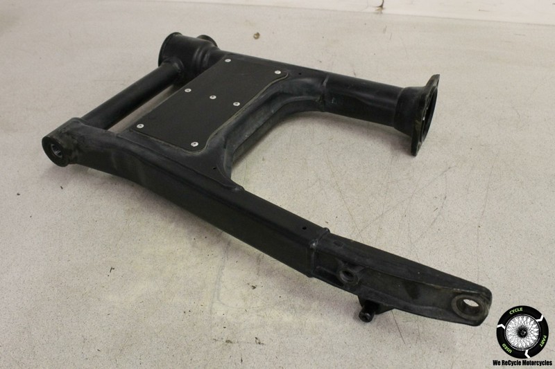 2006 Triumph Rocket III Classic 3 REAR SWINGARM SUSPENSION ARM 06