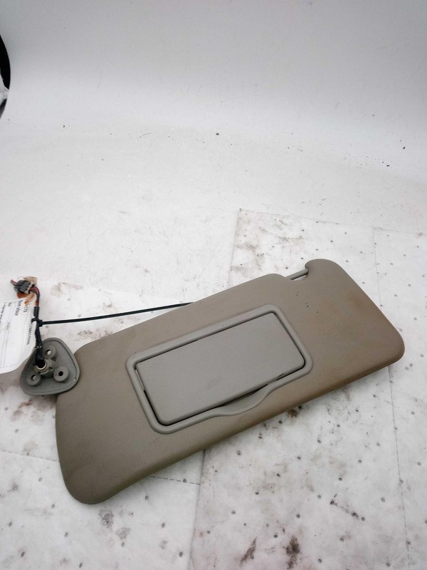 2006 Cadillac CTS Black Sun Visor OEM 550838 4DR SED 220K Miles