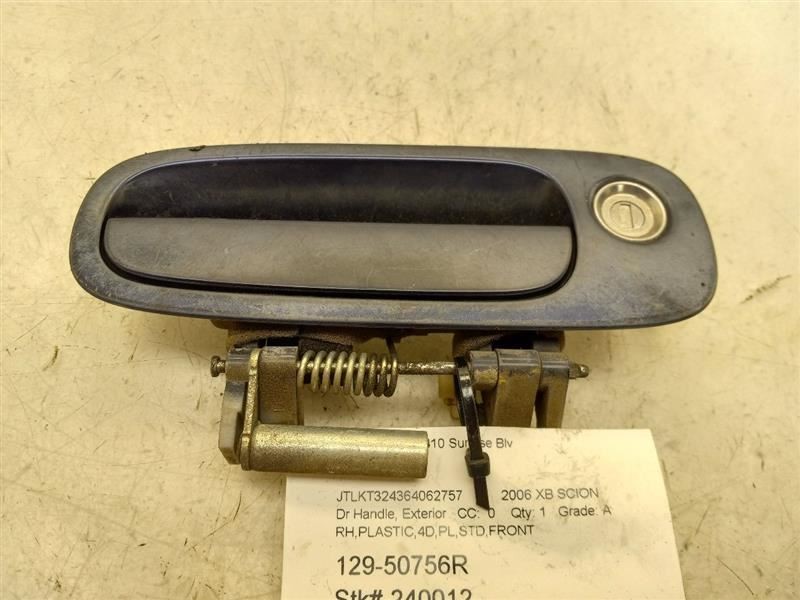 04 05 06 SCION XB 1.5L FRONT PASSENGER RIGHT EXTERIOR DOOR HANDLE 6921052050C1