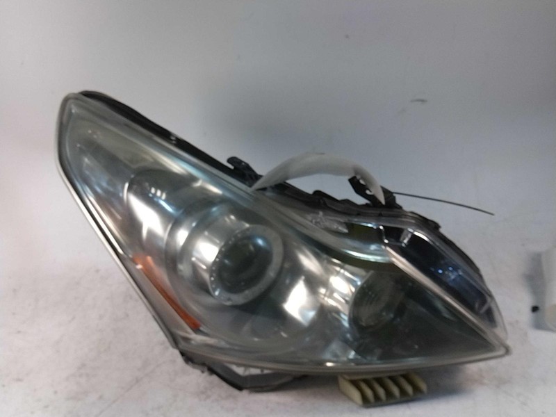 2011 INFINITI G37 Right Headlight Assembly Silver Used Cloudy 144K Miles