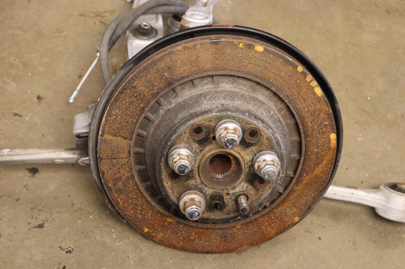 2007-2017 LEXUS LS460 AWD REAR RIGHT SPINDLE KNUCKLE HUB W/ CONTROL ARMS OEM